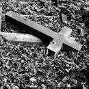 Fallen Cross, Highgate Cemetery